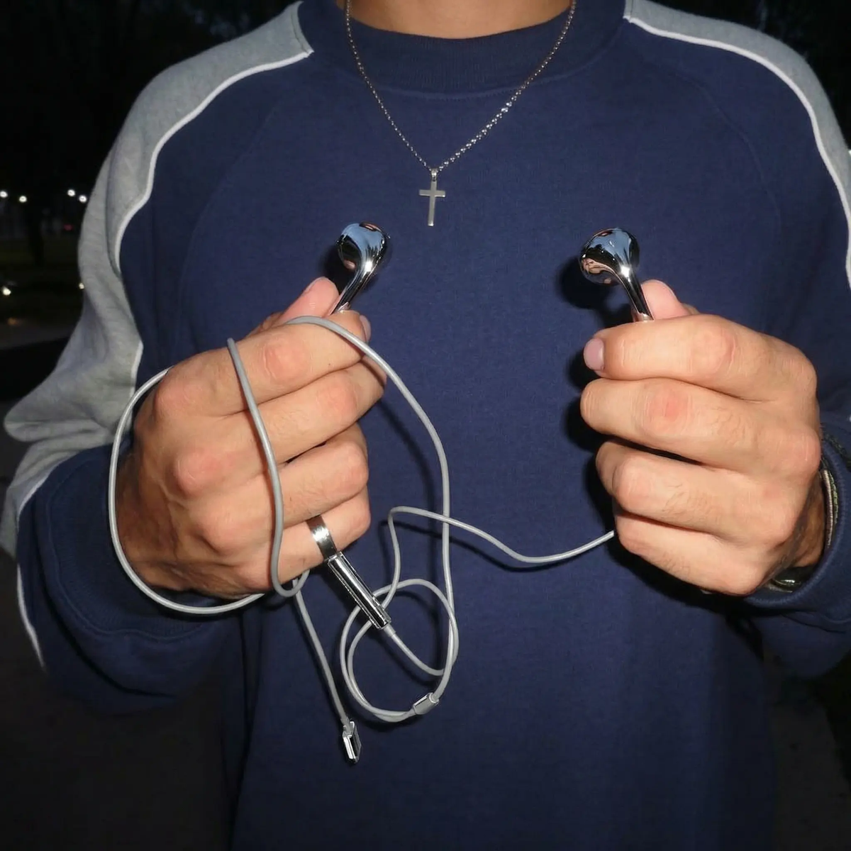 Fashion Silver Wired Type-C or Lightning In-Ear Earphones Compatible with Tablets Laptops - Headphones for General Use